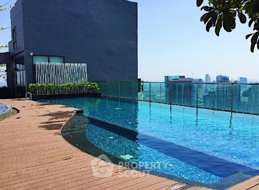 รูป คอนโด 2-ห้องนอน ที่ ริทึ่ม สุขุมวิท 44/1 ใกล้ BTS พระโขนง (ID 384716) - รูปที่ 10/15