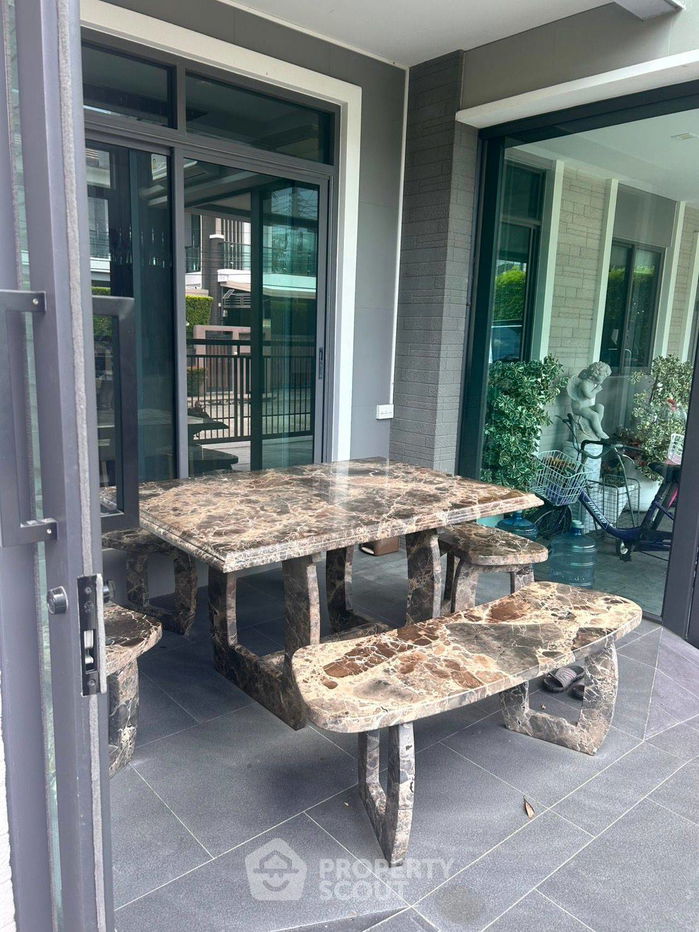 picture 5-BR House at The Palm Pattanakarn in Suan Luang (ID 2248693) - 4/20