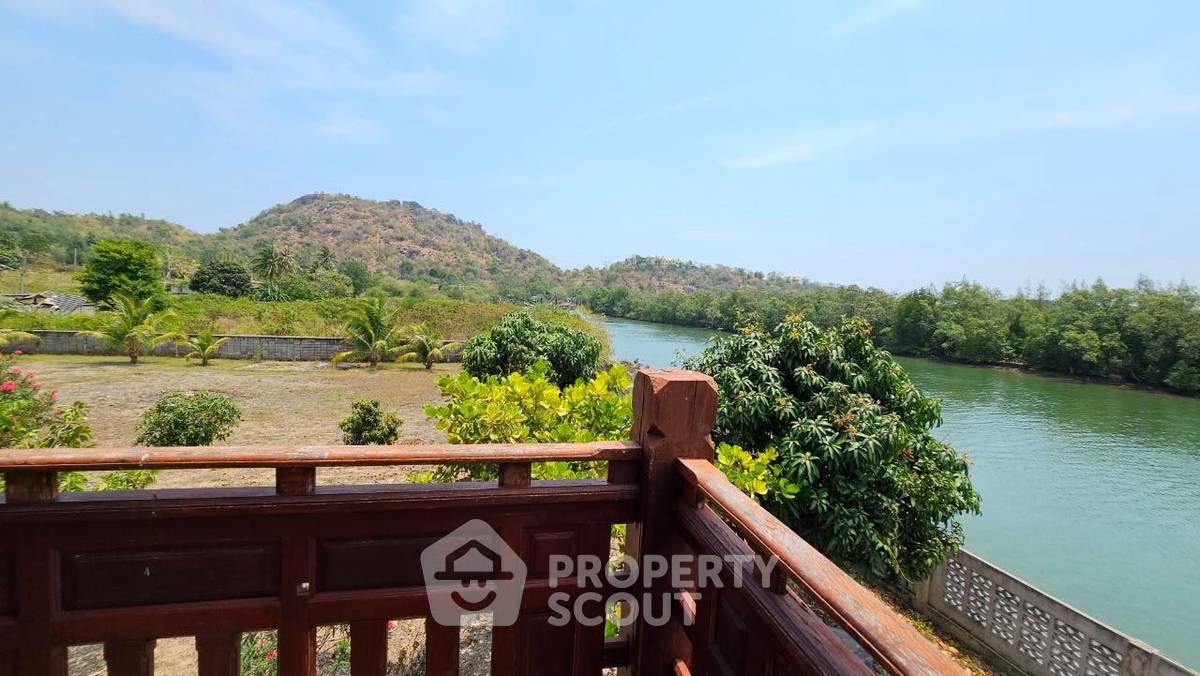 picture 3-BR House in Pak Nam Pran (ID 1292748) - 8/14
