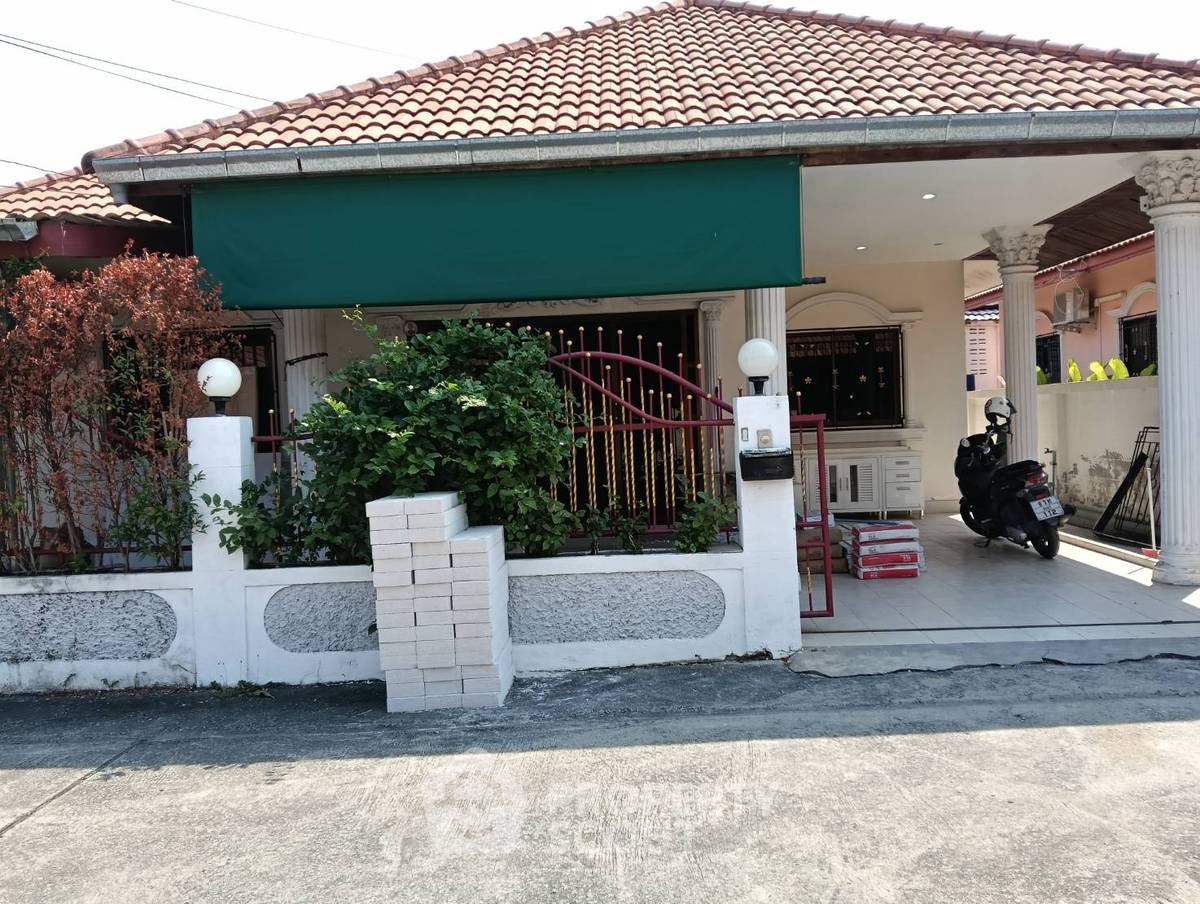 picture 2-BR House close to Pattaya South (ID 2023320) - 1/20