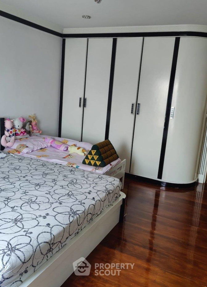 รูป คอนโด 4-ห้องนอน ที่ สายชล แมนชั่น ใกล้ BTS สะพานตากสิน (ID 1002433) - รูปที่ 16/24
