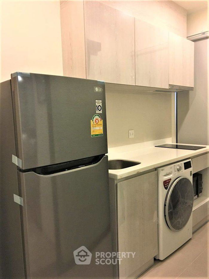 picture 1-BR Condo at Life Asoke near ARL Makkasan (ID 802593) - 6/16