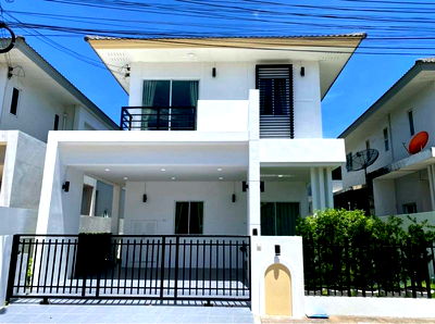 บ้านเดี่ยว ชลบุรี : ขายบ้านเดี่ยวมือสอง รีโนเวทใหม่ มบ.เดอะวิสต้า เก้ากิโล-เขาน้ำซับ ศรีราชา 