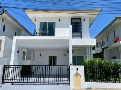 Second-hand detached house for sale, newly renovated, The Vista Village, Kao Kilo-Khao Nam Sub, Sriracha