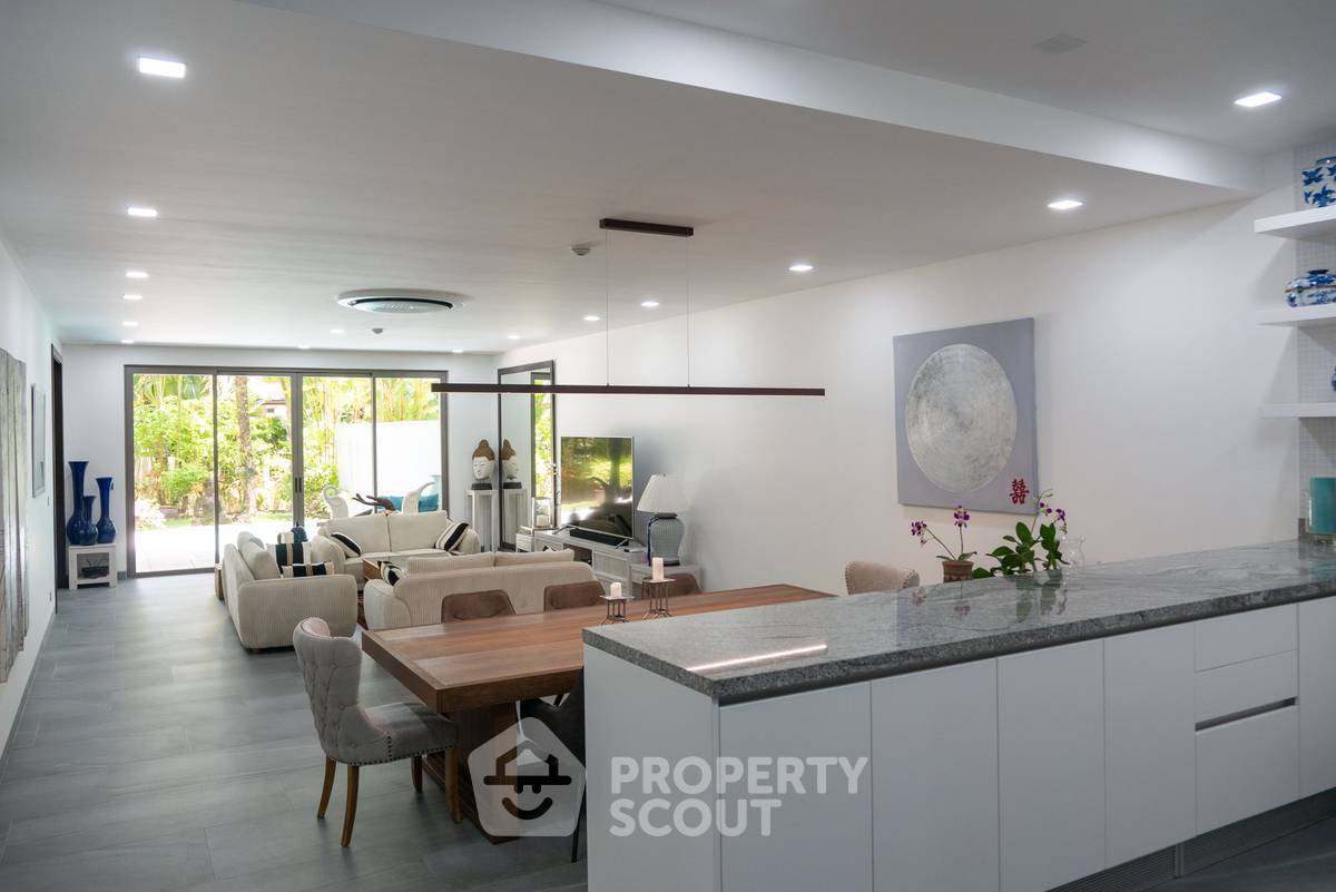 3-BR Condo at Baan Mandala Condominiums close to Laguna (ID 1832286) - image 2