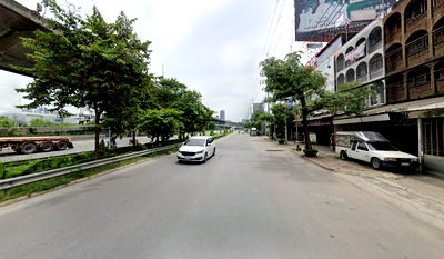 ที่ดิน เขตบางนา : ขายที่ดินเปล่า บางนา-ตราด ใกล้บางกอกมอลล์ และ โรงเรียนนานาชาติเบิร์คลีย์