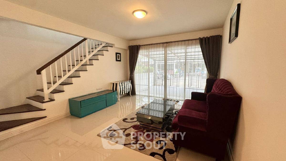 picture 3-BR Townhouse in Hua Mak (ID 1885658) - 3/11