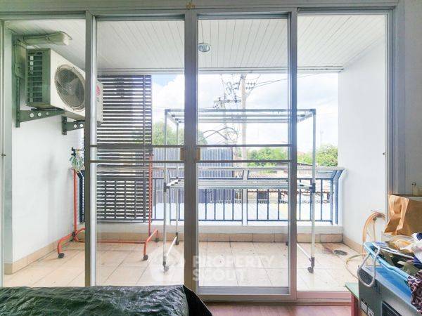 picture 2-BR Condo at Baan Samsen Condominium near MRT Bang O (ID 2129509) - 5/15