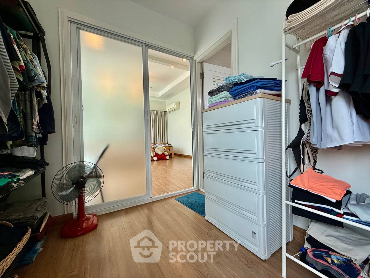 รูป บ้าน 3-ห้องนอน ที่ โฮมเพลส เดอะ พาร์ค วงแหวน – พระราม 9 ใกล้ ท่าอากาศยานสุวรรณภูมิ (ID 2081868) - รูปที่ 5/15
