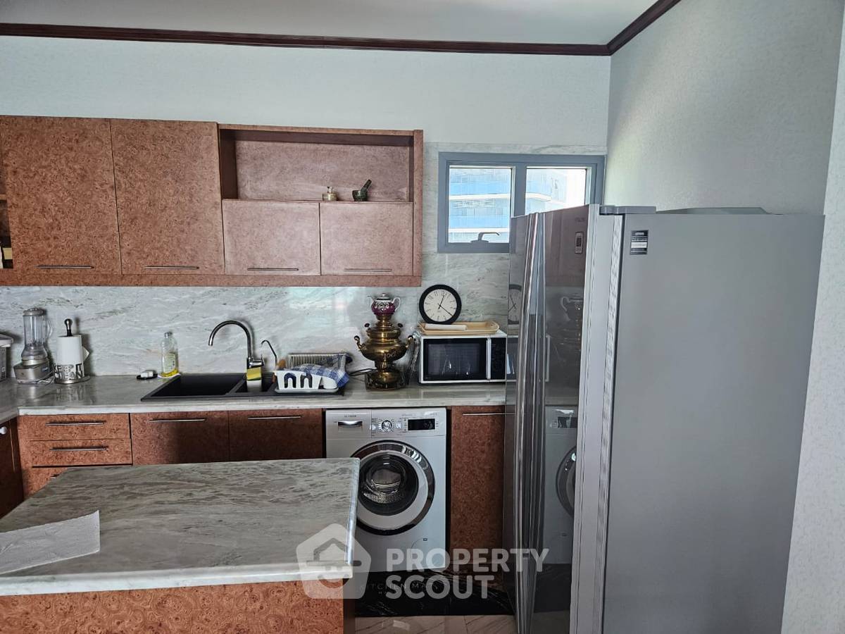 picture 3-BR Condo at Casalunar Paradiso in Saen Suk (ID 2238078) - 11/27