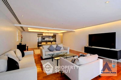 Condos for sale 700 Year Sports Arena Chiang Mai : 3-BR Condo at S Condominium close to Chiang Mai University (ID 1693208)