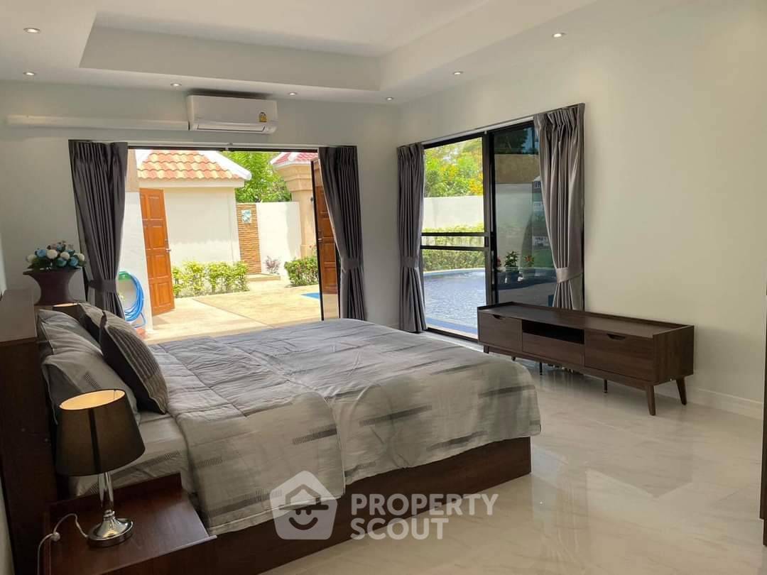 picture 3-BR Villa close to Pattaya (ID 1540114) - 5/20