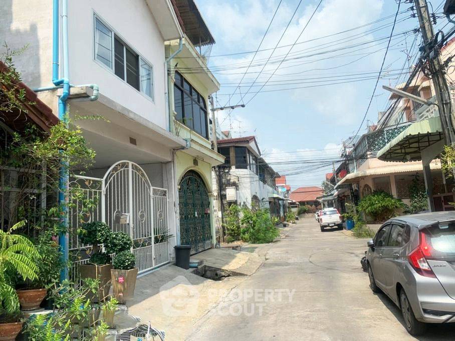 รูป ทาวน์เฮาท์ 4-ห้องนอน ที่ สินวงศ์ การ์เด้น ใน บางแค (ID 1445975) - รูปที่ 10/10