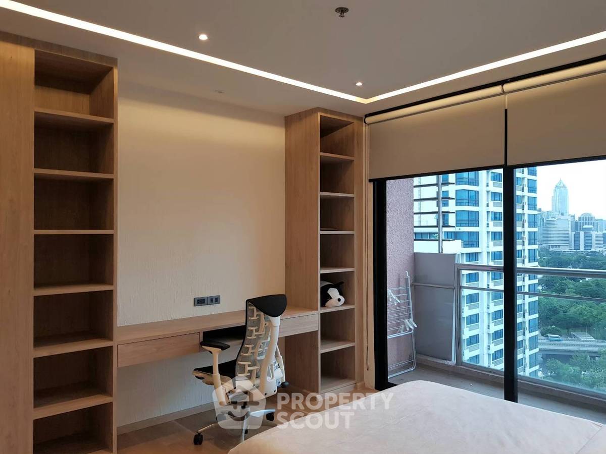 รูป คอนโด 2-ห้องนอน ที่ สีลมแกรนด์เทอเรส คอนโดมิเนียม ใกล้ BTS ศาลาแดง (ID 1026407) - รูปที่ 3/16