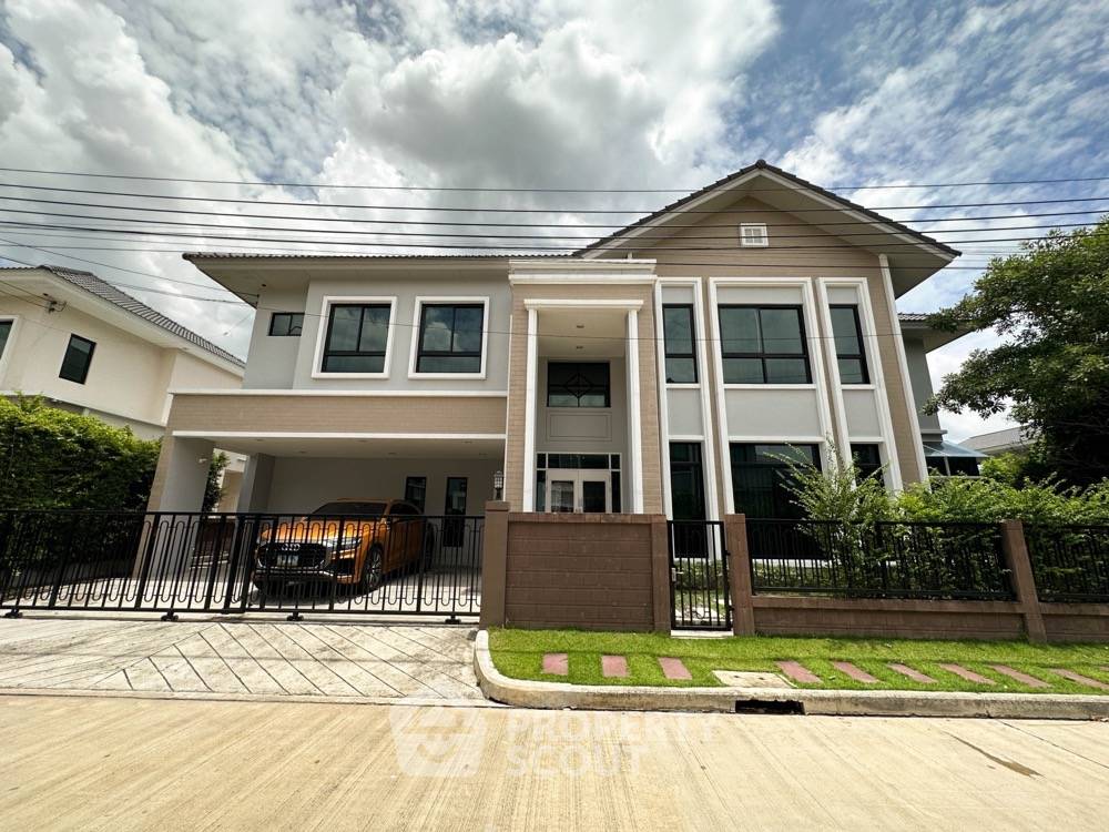 picture 4-BR House at Laddarom Wongwaen-Ramintra in O Ngoen (ID 1292733) - 1/8