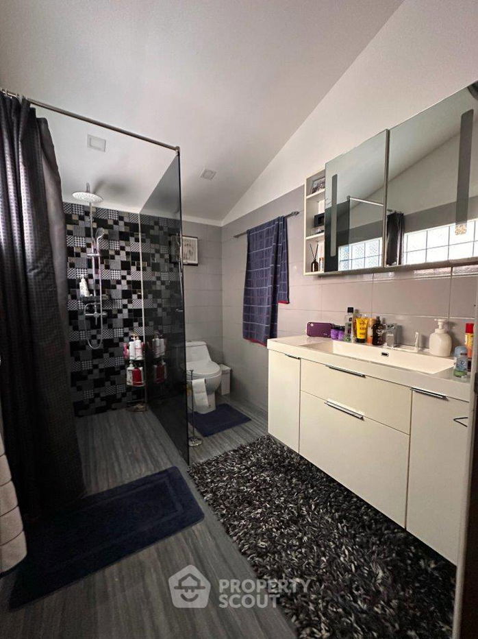 picture 2-BR Villa at Dusit Land & House 7 close to Raruk Hua Hin (ID 1295652) - 13/49