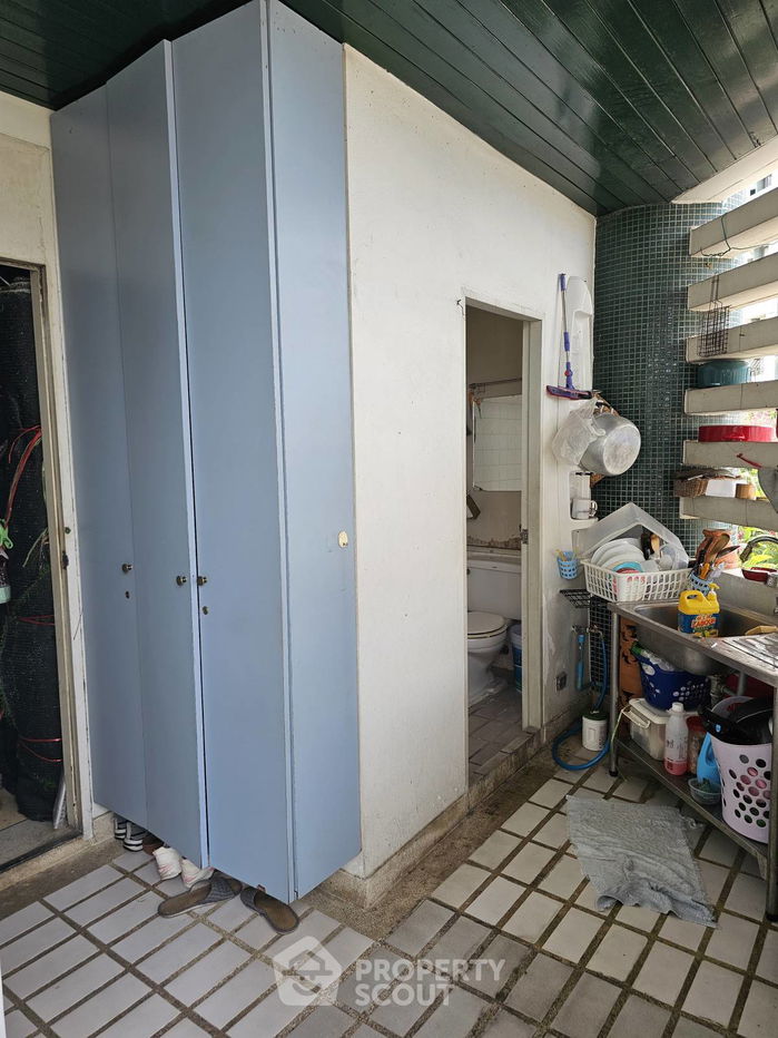picture 3-BR Condo at Tridhos City Marina near BTS Wongwian Yai (ID 2102501) - 12/14