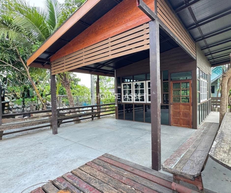 รูป ขายบ้านเดี่ยวถูกมาก !! พร้อมบ้าน 2 หลัง บนเนื้อที่ 1 -0-42 ไร่ ไทรน้อย นนทบุรี ห่าง ถนนบางบัวทอง-สุพรรณบุรี 800 เมตร เหมาะทำเป็นบ้านสวน บรรยากาศดีมาก - รูปที่ 4/22