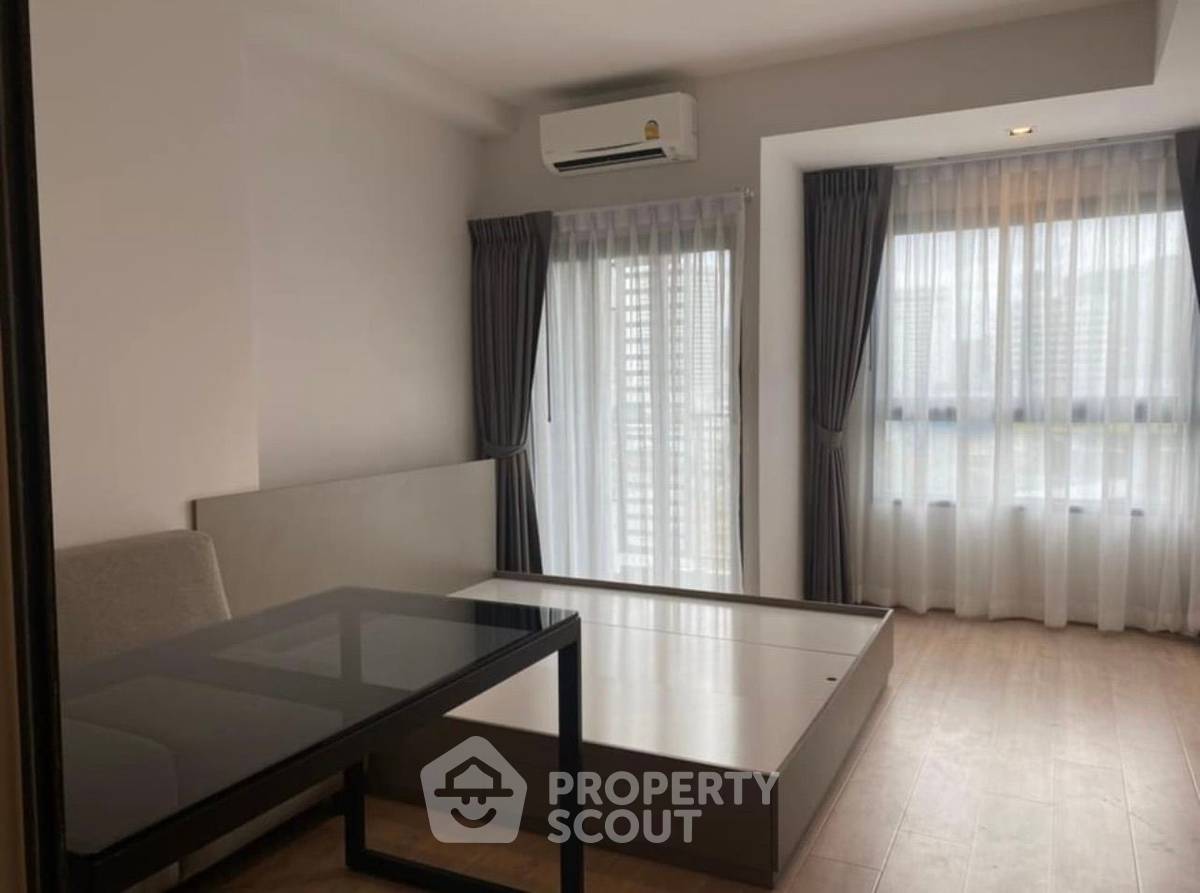picture 1-BR Condo at Ideo Rama 9 - Asoke near MRT Phra Ram 9 (ID 985216) - 2/4