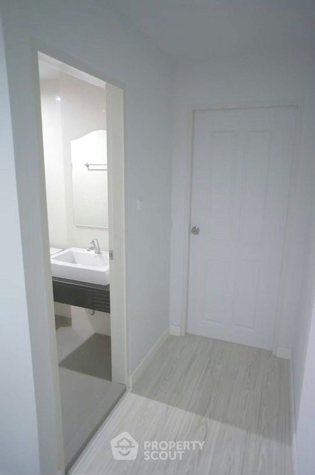 picture 2-BR Condo at The Piano Condo close to Laem Chabang (ID 1553820) - 7/19