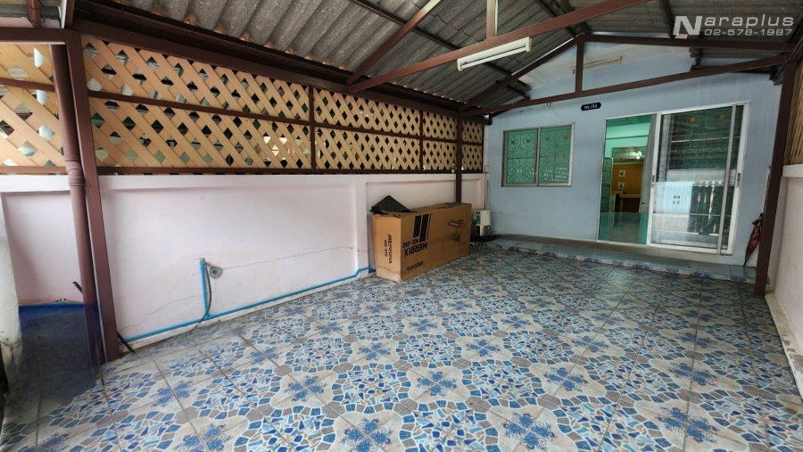 รูป 68080998 : ขายทาวน์เฮ้าส์ 2 ชั้น บนที่ดินขนาด 17 ตรว. หมู่บ้านรินทิชา ถนนแพรกษา 11 ( ซอยมังกร ) สมุทรปราการ - รูปที่ 4/18