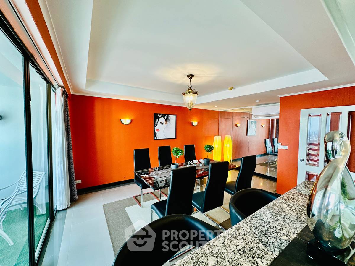 picture 3-BR Condo at Jomtien Plaza Condotel close to Jomtien Beach (ID 2069063) - 5/17