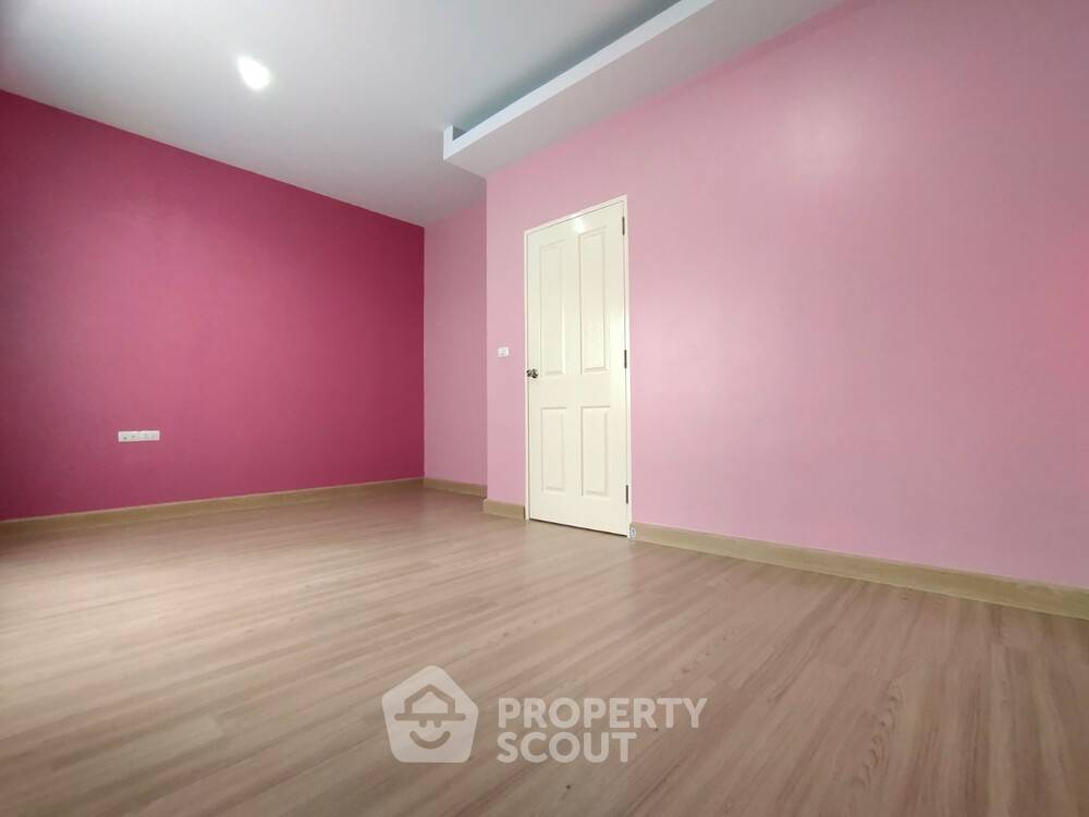 picture 3-BR Townhouse at Vision Smart Life in Bang Rak Yai (ID 2150485) - 8/10