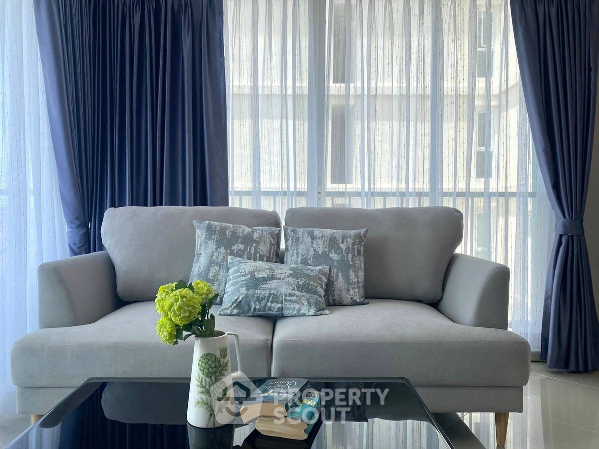 picture 2-BR Condo at Diamond Suites Resort close to Pattaya South (ID 2165121) - 4/11