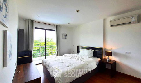 2-BR Condo at Golden Coast 2 (ID 1748838)