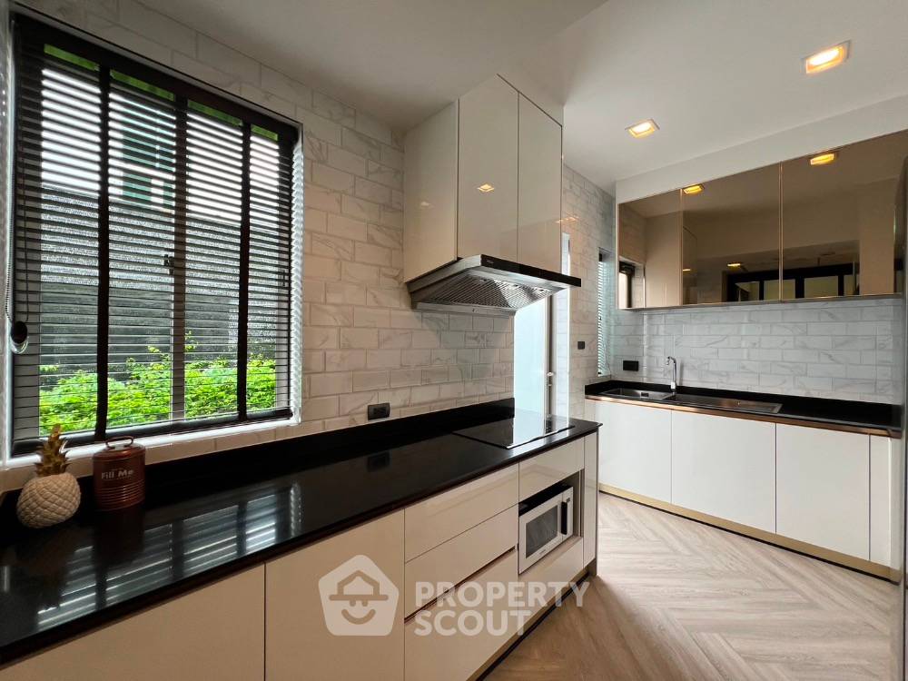 รูป บ้าน 4-ห้องนอน ใน คลองสองต้นนุ่น (ID 2056877) - รูปที่ 21/37