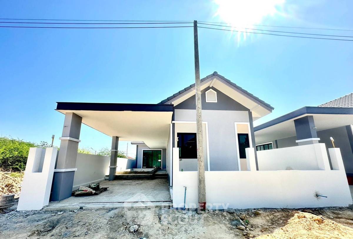 picture 3-BR Villa close to Hua Hin City (ID 2042863) - 1/14