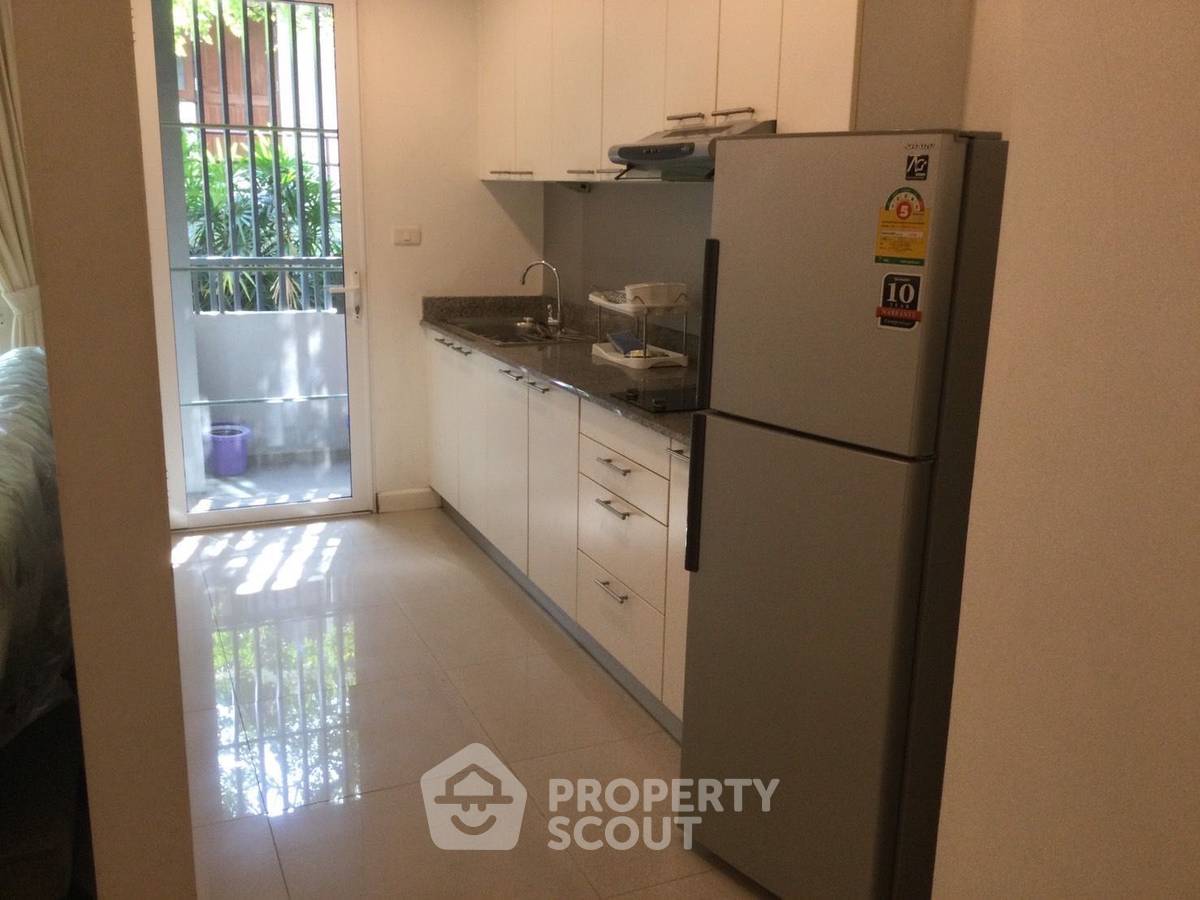 picture 2-BR Condo at The Silk Phaholyothin 3 Condominium near BTS Sanam Pao (ID 995241) - 3/8