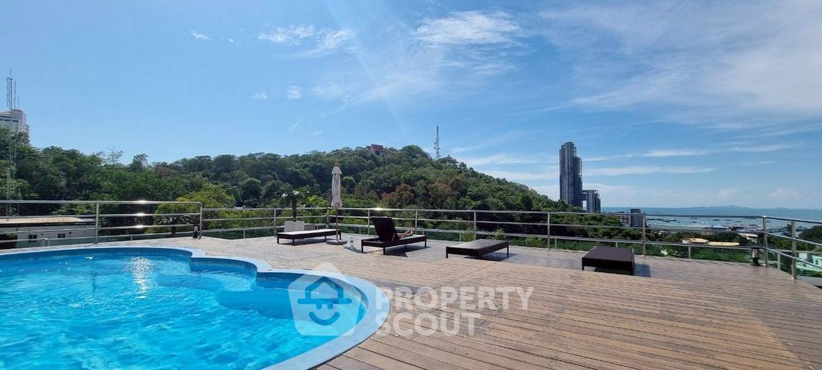 picture 1-BR Condo at Park Royal 2 Pratumnak close to Phratamnak (ID 2118705) - 10/11