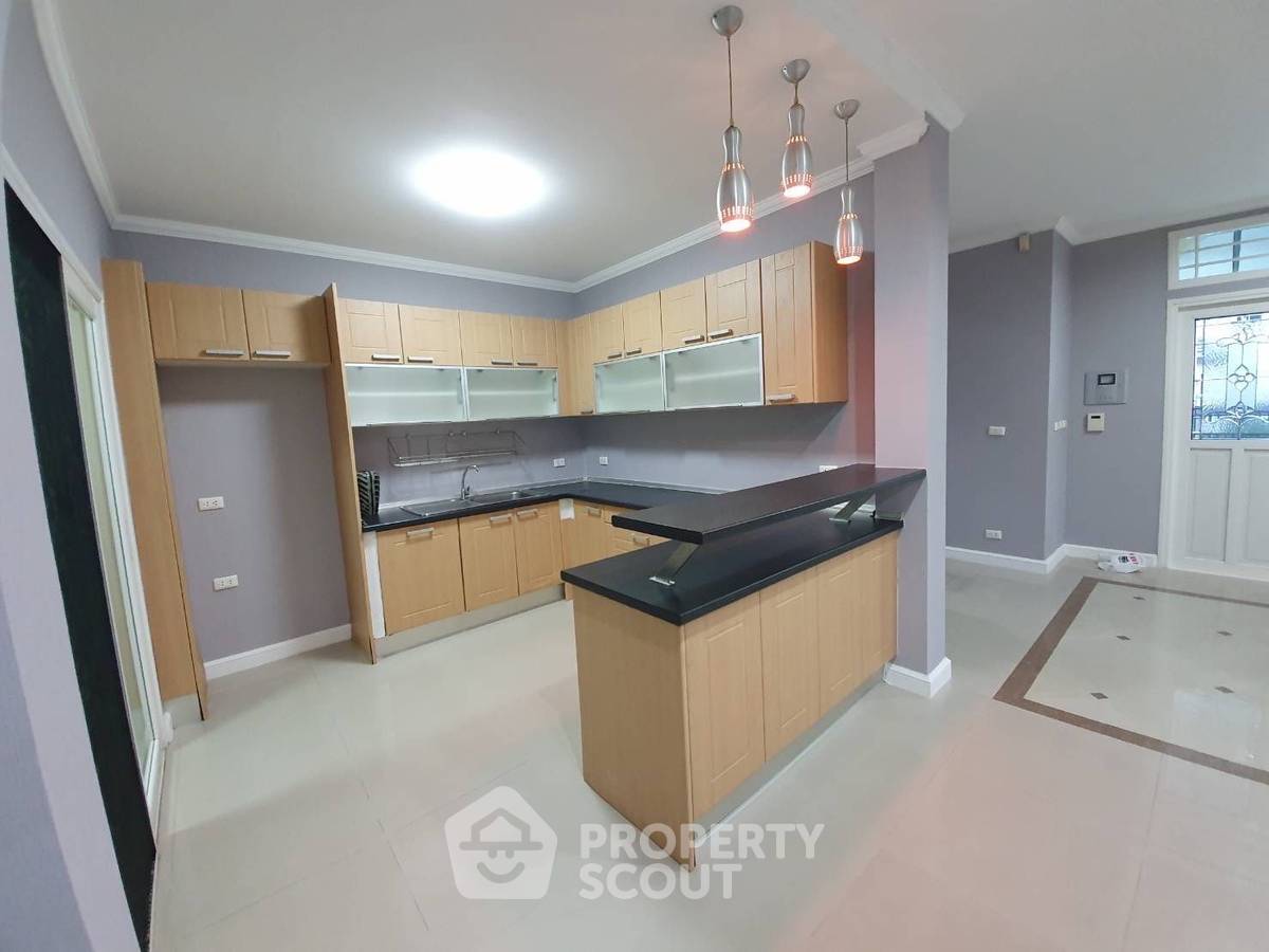 รูป บ้าน 3-ห้องนอน ที่ เพอร์เฟค มาสเตอร์พีซ เอกมัย – รามอินทรา ใน ลาดพร้าว (ID 2101800) - รูปที่ 4/21