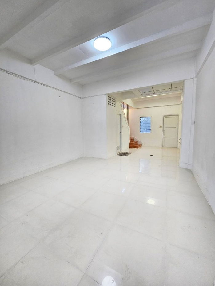 picture S484 [For Sale] 2-storey townhouse, Preecha Village 8 🚆 MRT SAT Station / Hua Mak 💰 Price only 2.49 million baht. - 6/20