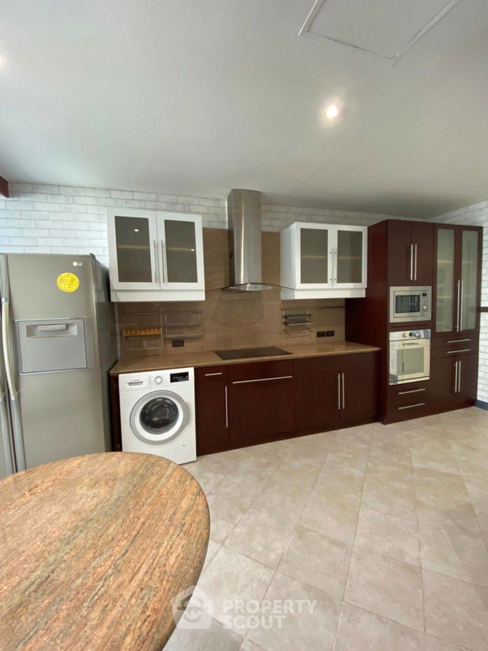 picture 3-BR Condo at Royal River Place in Bang Phong Phang (ID 708270) - 28/33
