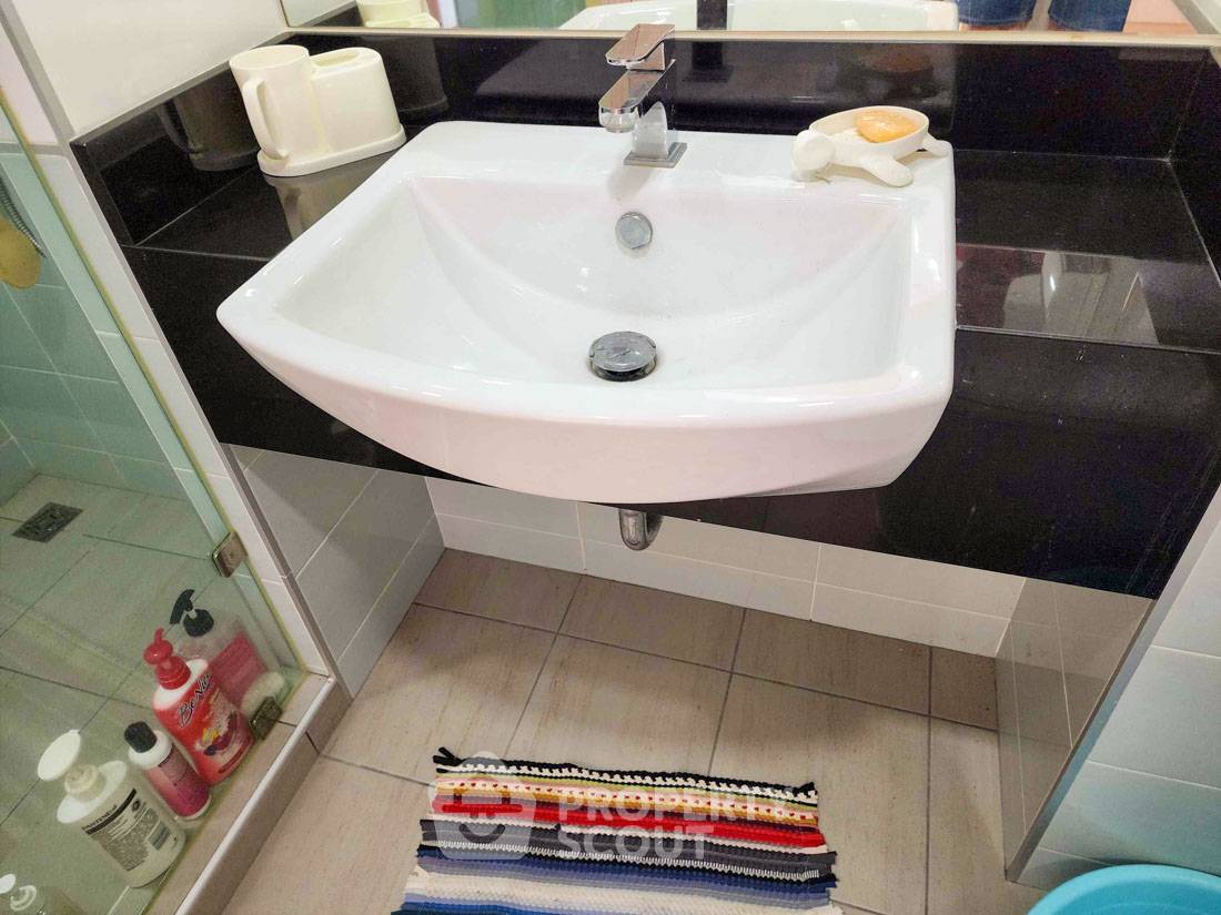 picture Studio Condo at Whale Marina Condo close to Pattaya (ID 1619291) - 10/11