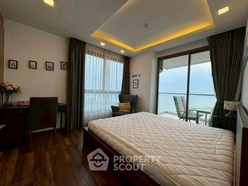 picture 2-BR Condo at The Peak Towers close to Phratamnak (ID 2285499) - 10/14