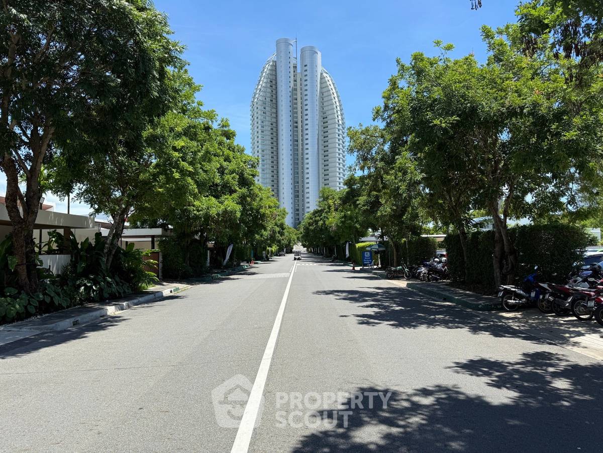 picture 3-BR Condo at Movenpick White Sand Beach Pattaya close to Pattaya (ID 2224172) - 36/40
