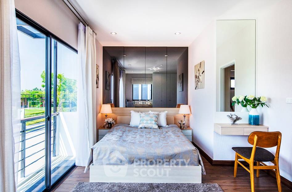 picture 3-BR Townhouse at Natura Trend Prachauthit 90 in Ban Khlong Suan (ID 2160908) - 5/8