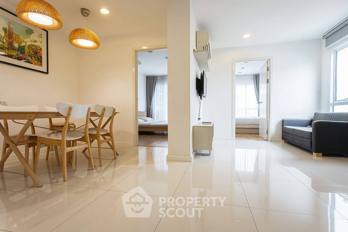 picture 2-BR Condo at Vio Khaerai near MRT Bang Krasor (ID 1894543) - 1/26