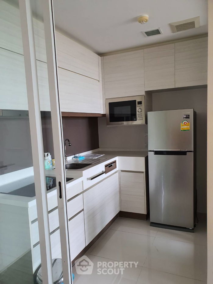 picture 2-BR Condo at The Room Sathorn-Taksin near BTS Pho Nimit (ID 1204704) - 2/7