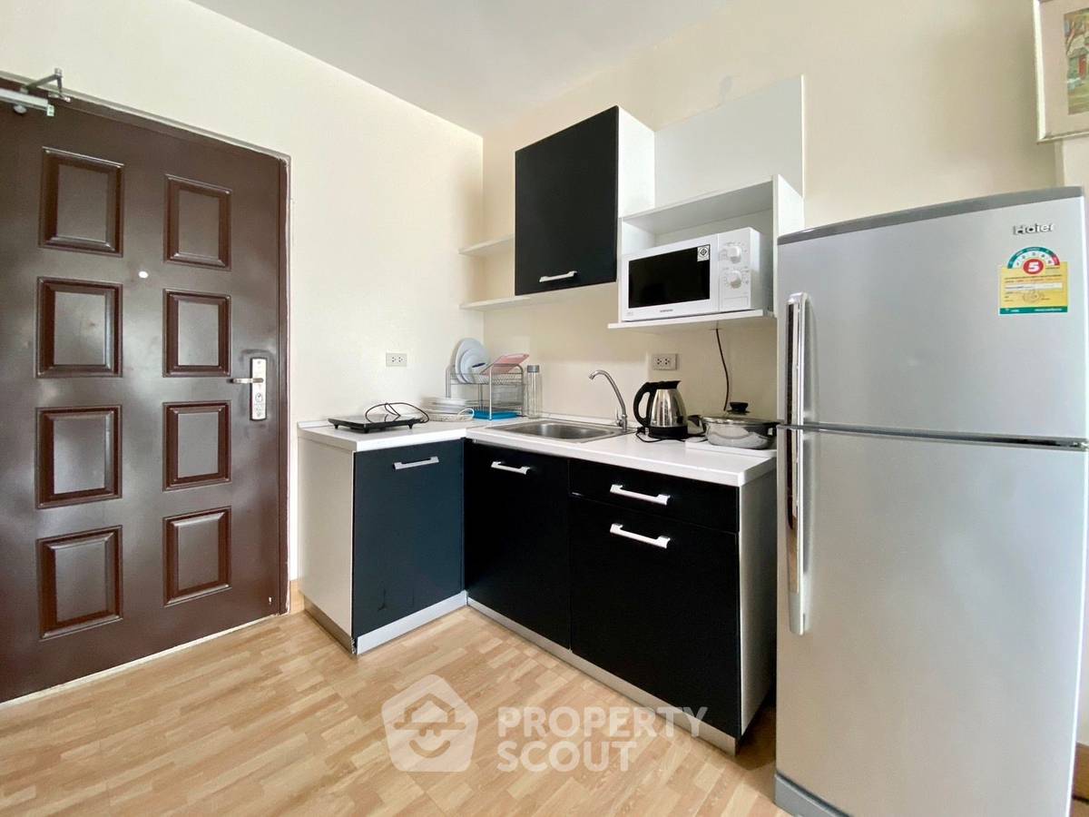 picture Studio Condo at View Talay 7 Condominium Jomtien close to Pattaya South (ID 2004841) - 4/13