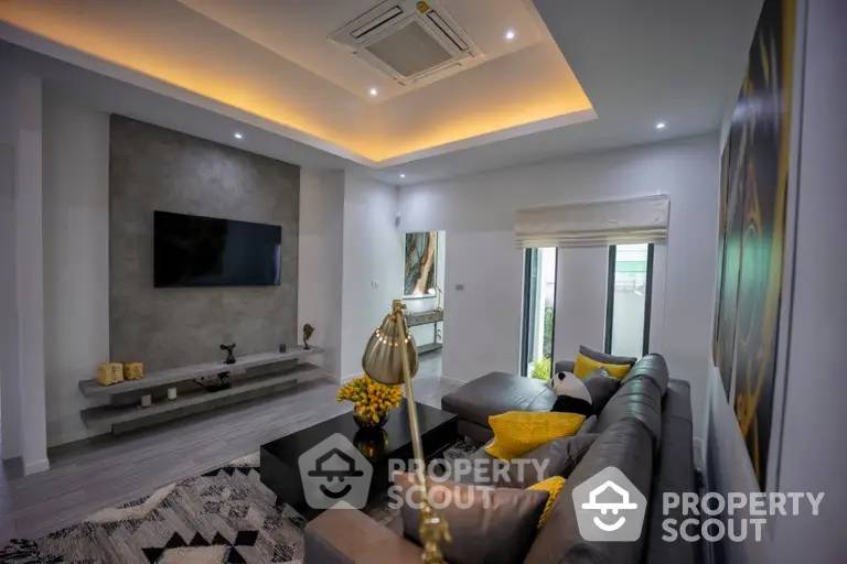 picture 3-BR Villa in Thap Tai (ID 2079833) - 2/11