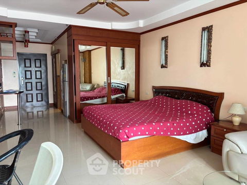 Studio Condo at View Talay 7 Condominium Jomtien close to Jomtien Beach (ID 2229483)