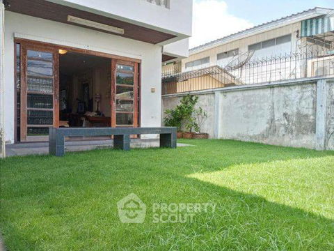 บ้าน 5-ห้องนอน ที่ ลักซ์ 35 รัชดา-ลาดพร้าว ใน จันทรเกษม (ID 2245630)