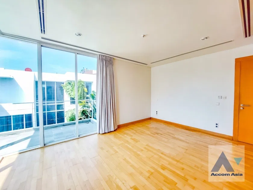 picture 🔼🔽 AccomA 📩 Airy modern house in Sathorn with poolside terrace and loft-style stairs (AA35940) - 18/20