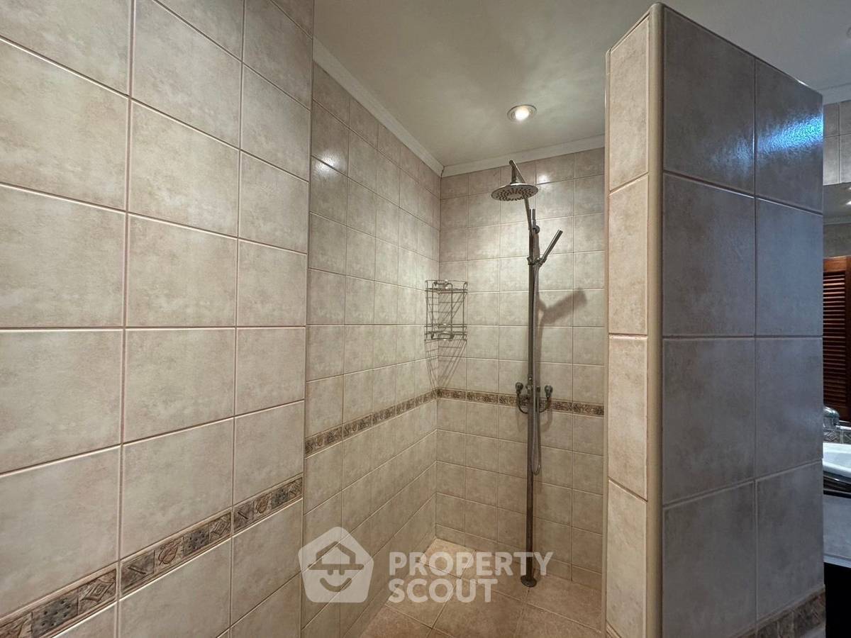 picture 2-BR Condo at View Talay 2 Condominium Jomtien close to Pattaya South (ID 1579609) - 11/26