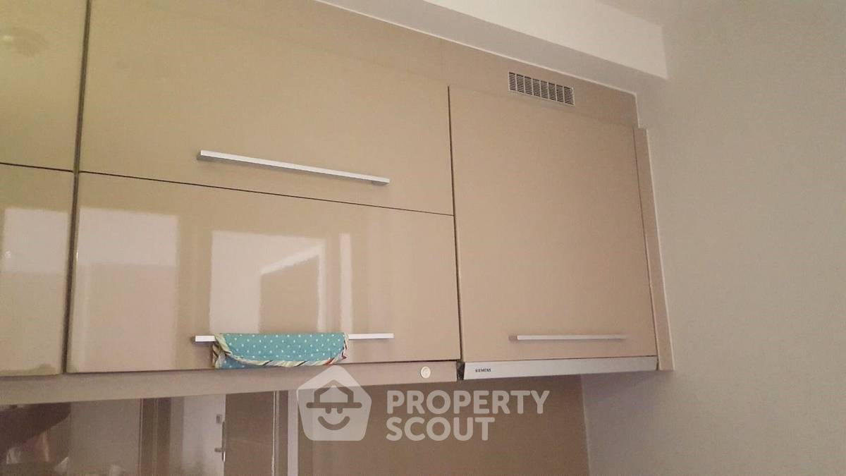 picture 2-BR Condo at The Crest Sukhumvit 49 near BTS Thong Lor (ID 993083) - 12/30