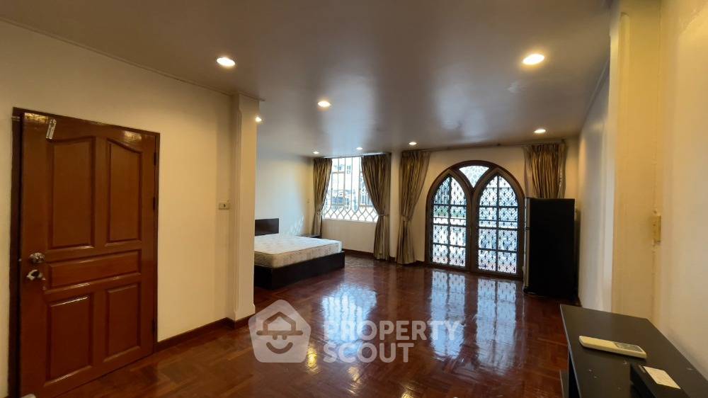 picture 4-BR Townhouse near ARL Ramkhamhaeng (ID 1289054) - 6/16